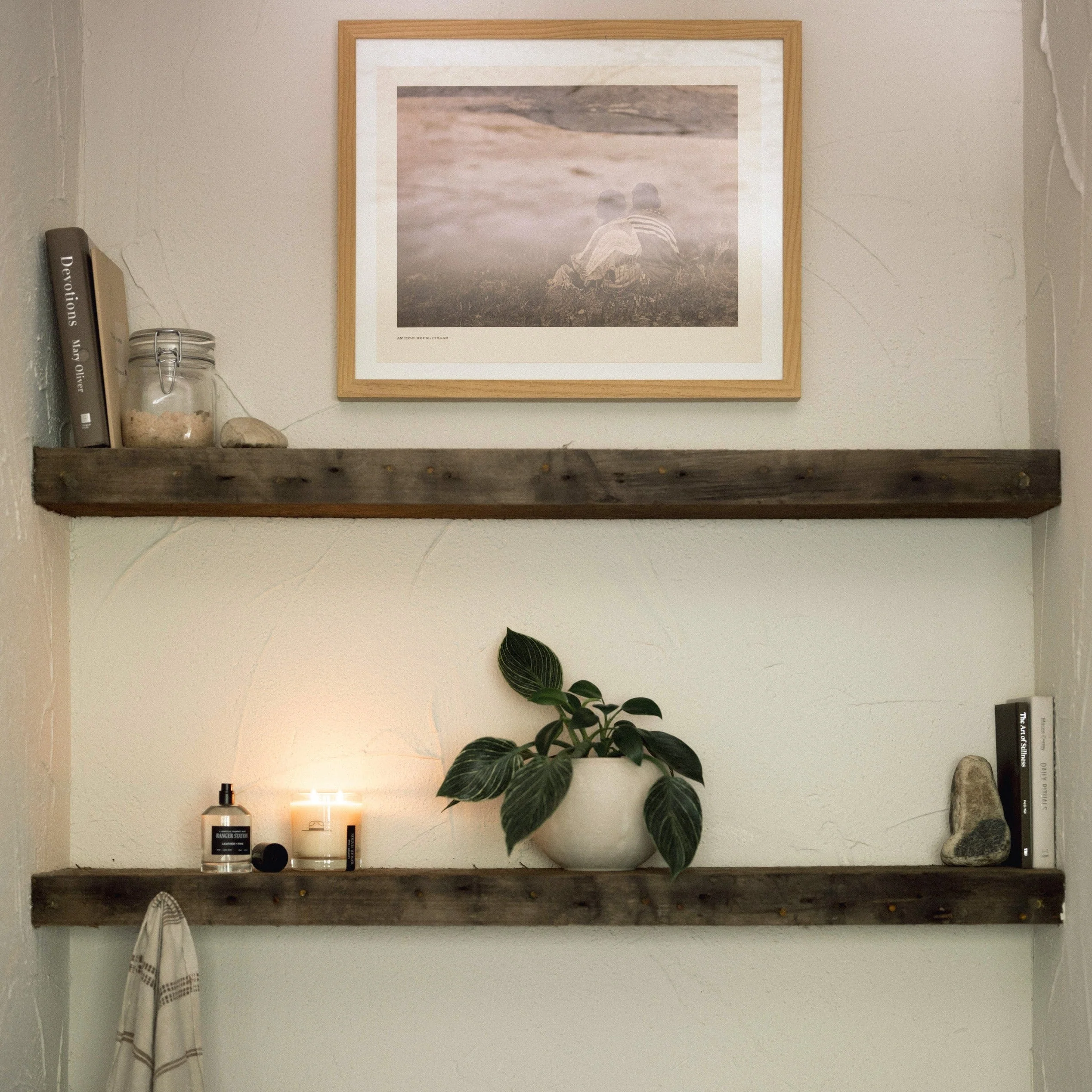 LEATHER + PINE CANDLE - Image 4